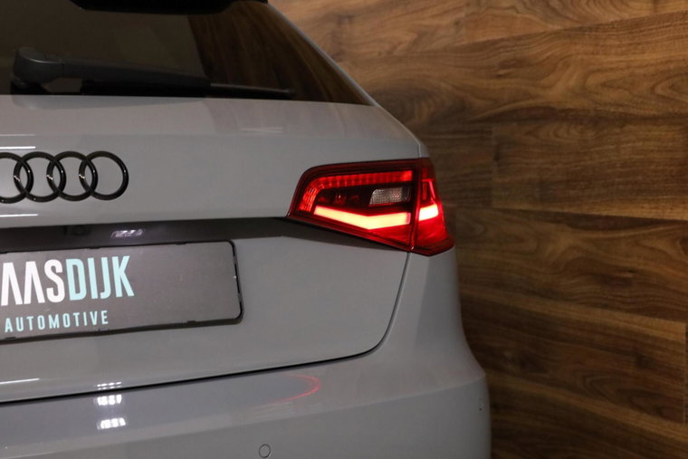 Vehicle Image 40