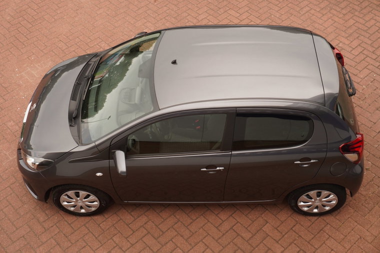 Vehicle Image 30
