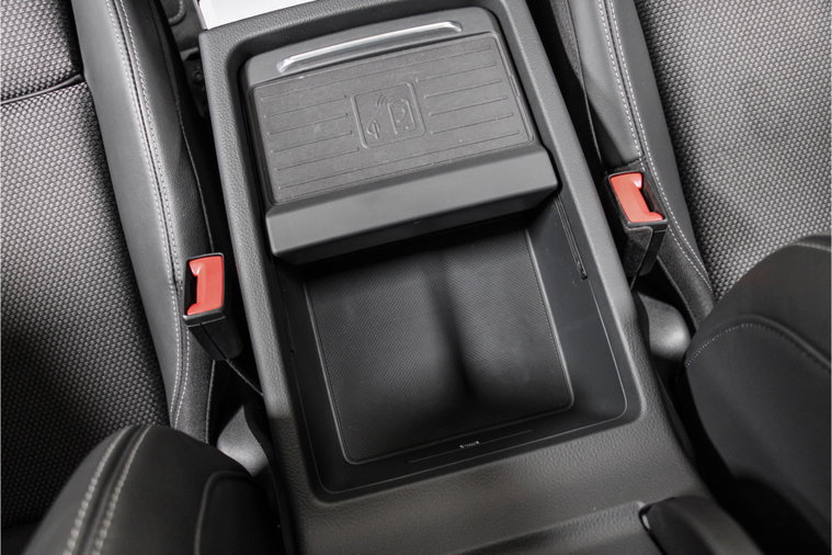 Vehicle Image 33