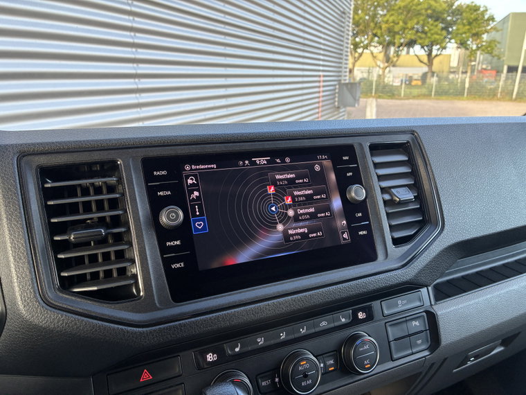 Vehicle Image 35