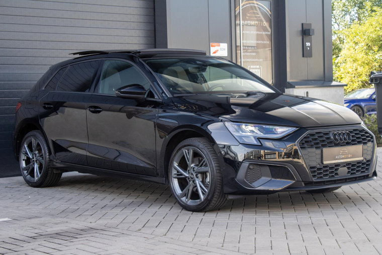 Vehicle Image 37