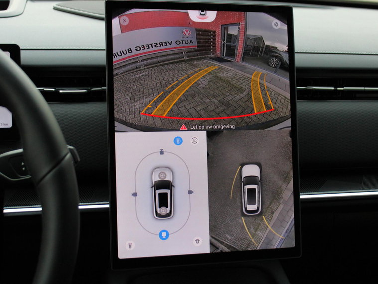 Vehicle Image 33