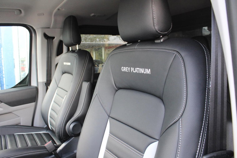 Vehicle Image 11