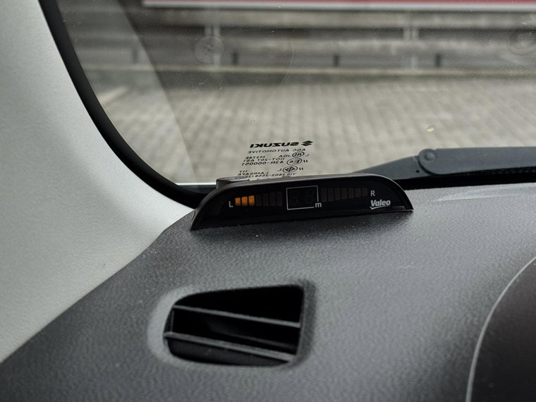 Vehicle Image 21