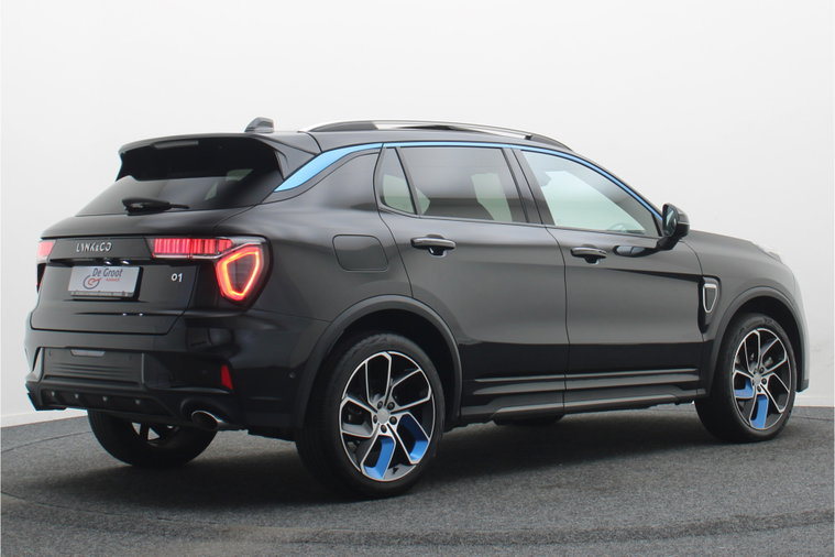Vehicle Image 21
