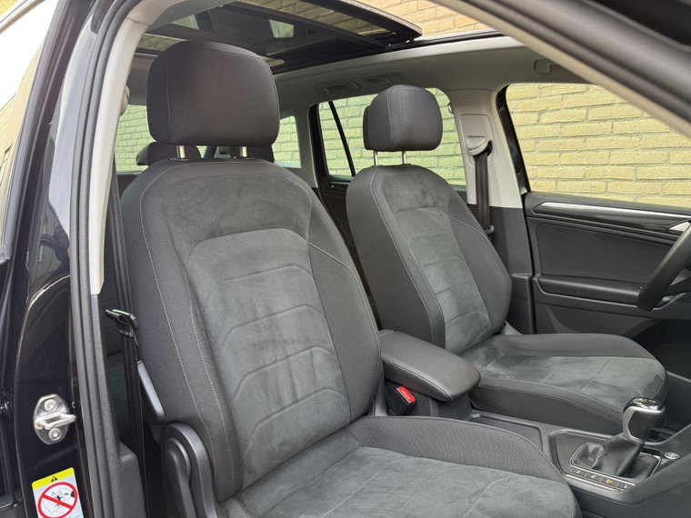 Vehicle Image 26