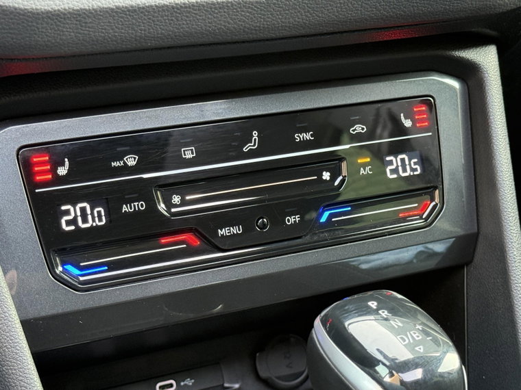 Vehicle Image 27
