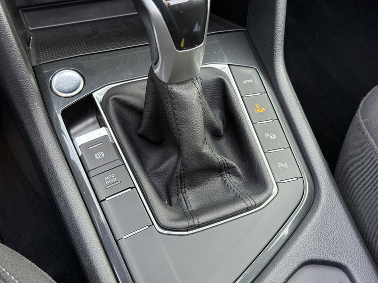 Vehicle Image 28