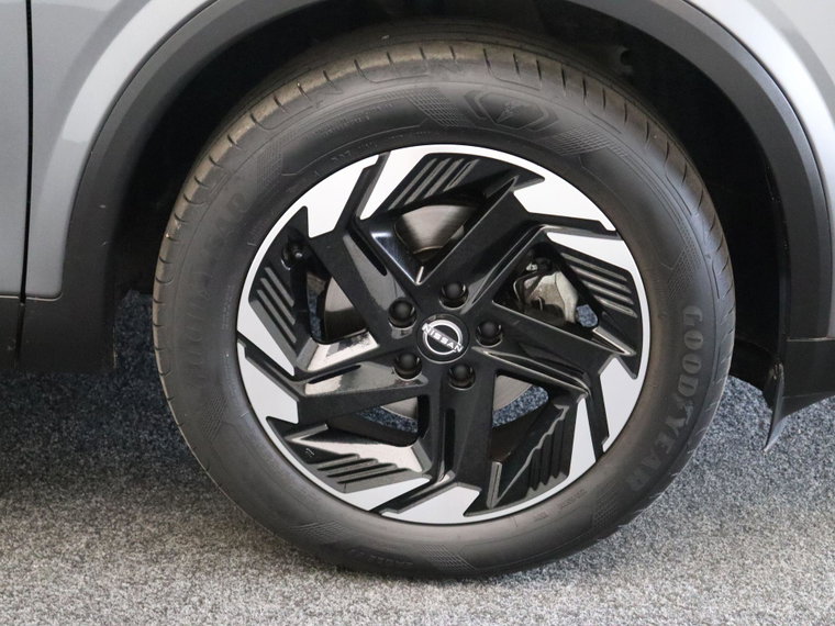 Vehicle Image 40