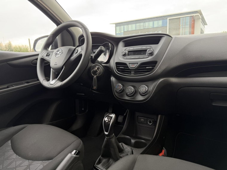 Vehicle Image 17