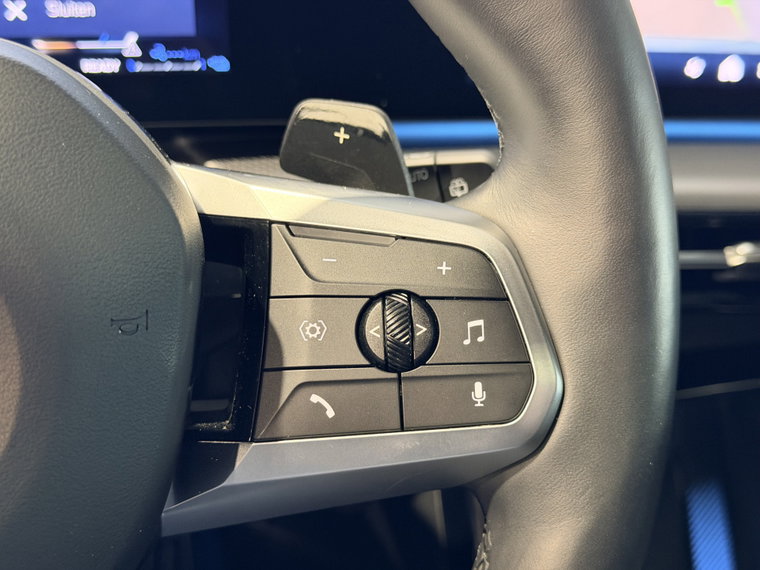 Vehicle Image 53