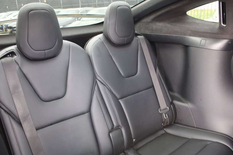 Vehicle Image 16