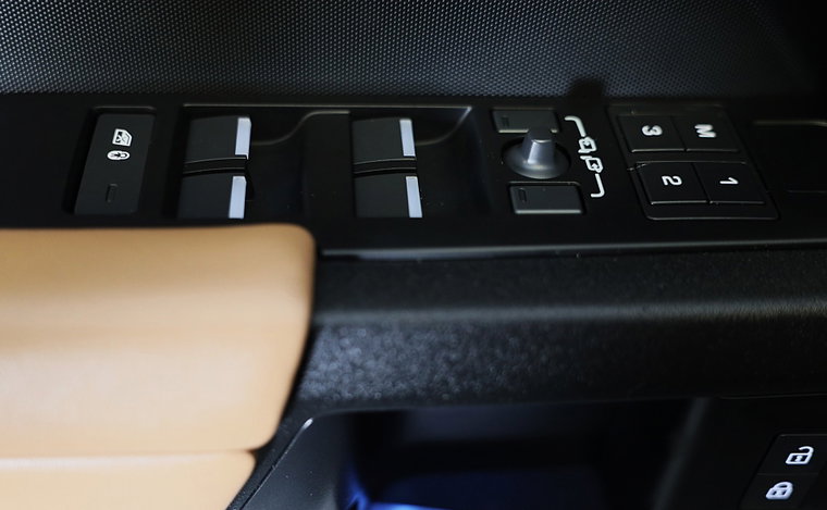 Vehicle Image 36