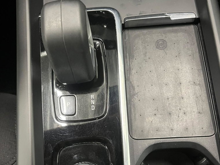 Vehicle Image 28