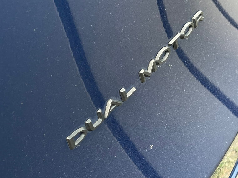 Vehicle Image 22