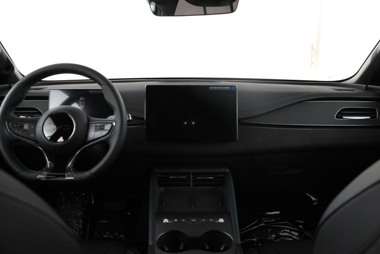 Vehicle Image 17