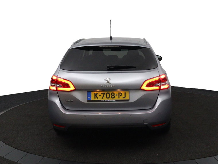 Vehicle Image 45