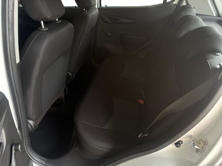 Vehicle Image 19
