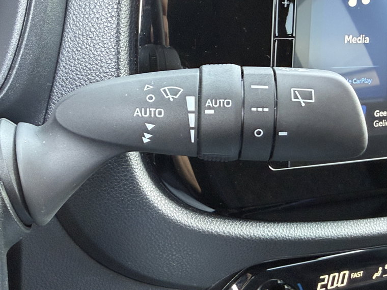 Vehicle Image 24