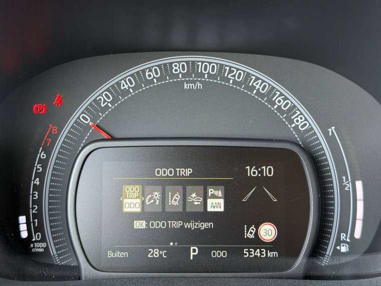 Vehicle Image 37