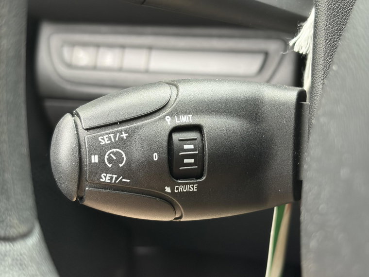 Vehicle Image 24