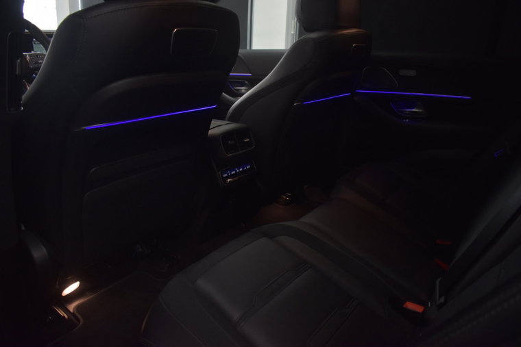 Vehicle Image 15