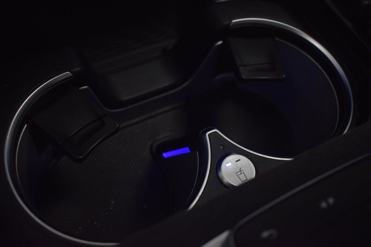 Vehicle Image 23