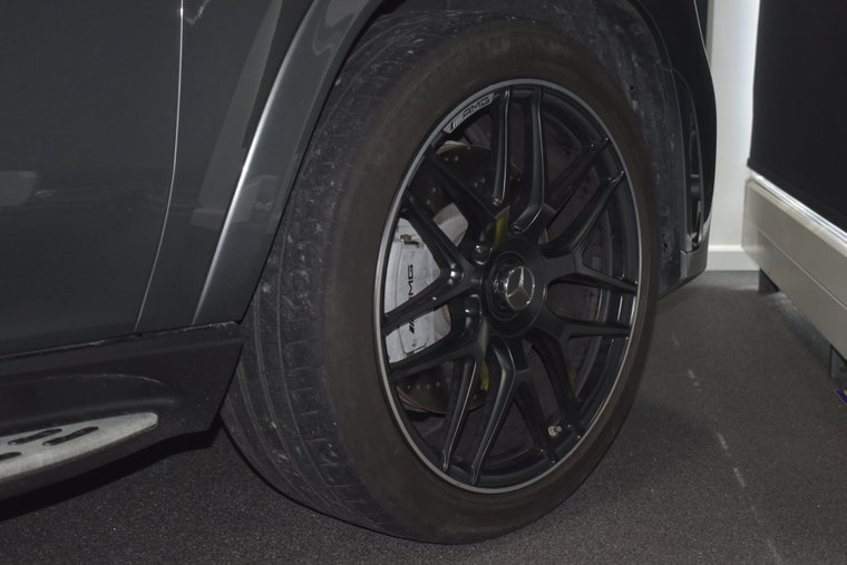 Vehicle Image 11