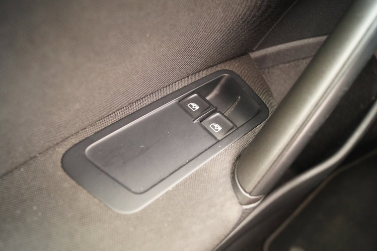 Vehicle Image 24