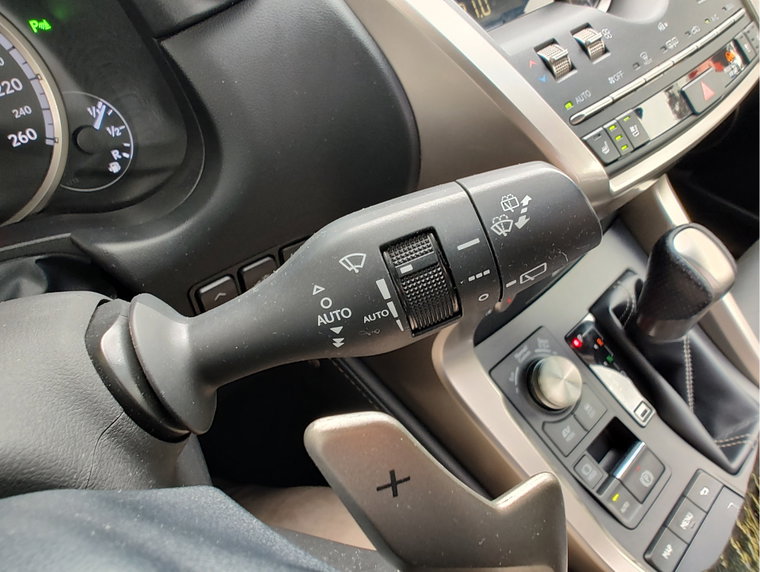 Vehicle Image 35