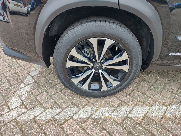 Vehicle Image 40