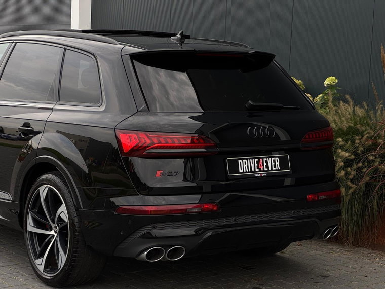 Vehicle Image 45