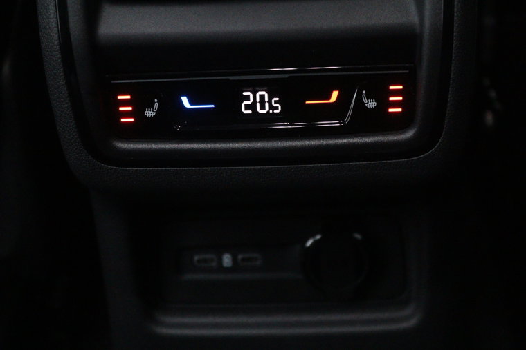 Vehicle Image 38