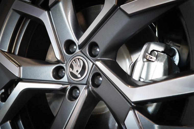 Vehicle Image 9