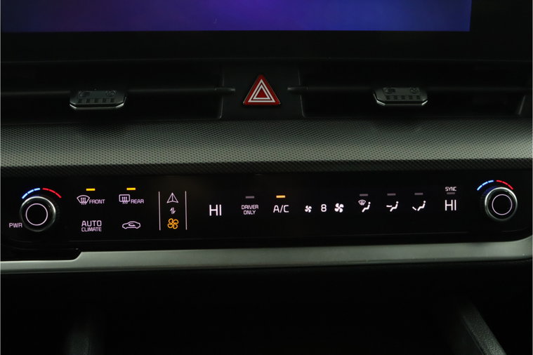 Vehicle Image 29