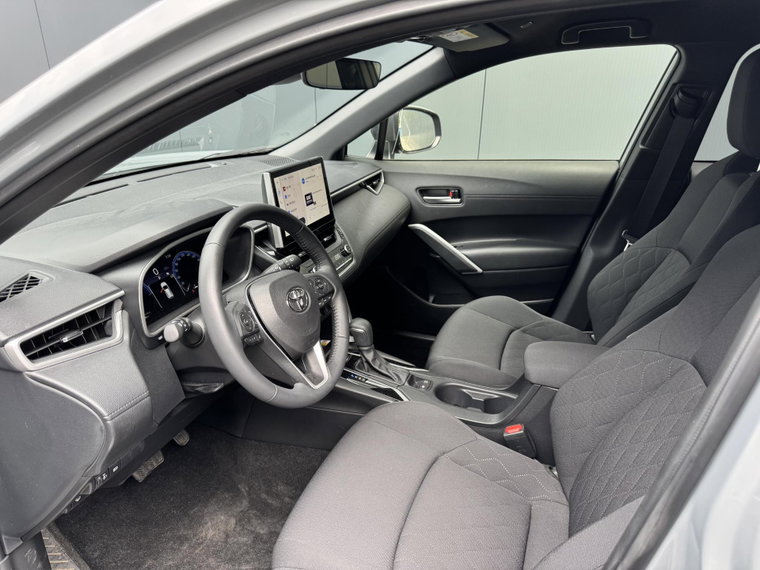 Vehicle Image 12