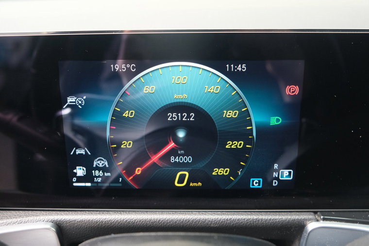 Vehicle Image 33