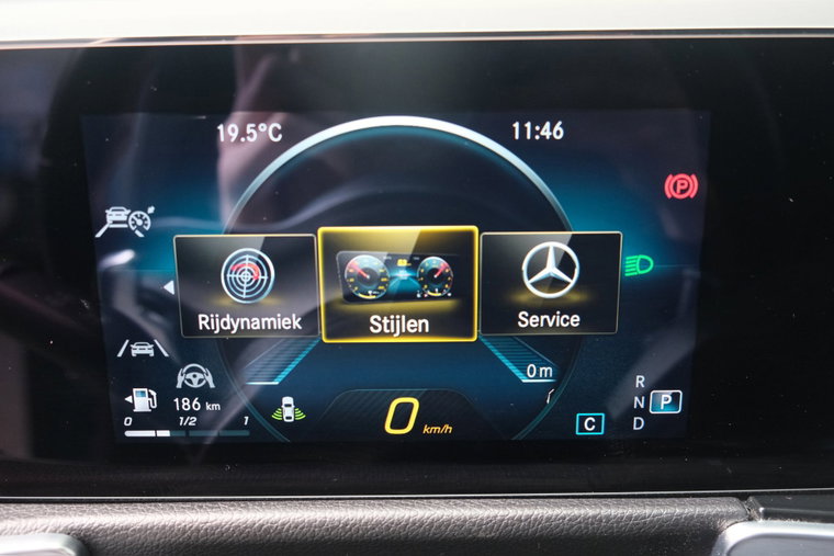 Vehicle Image 36