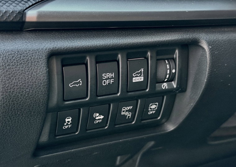 Vehicle Image 24