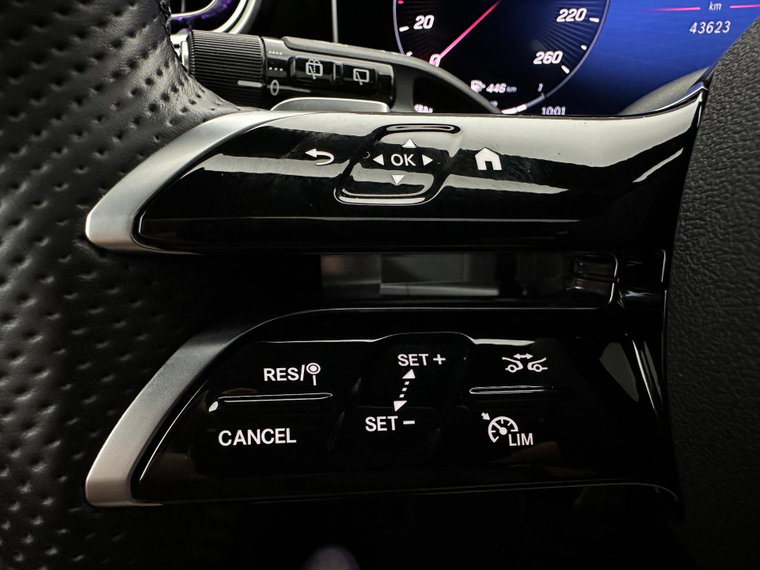 Vehicle Image 48