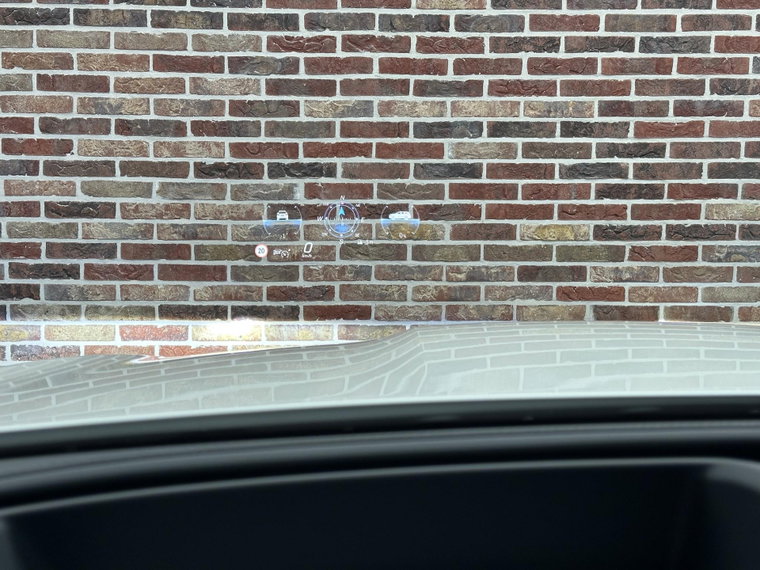 Vehicle Image 52