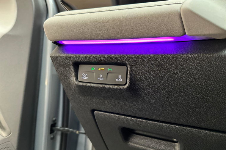 Vehicle Image 20