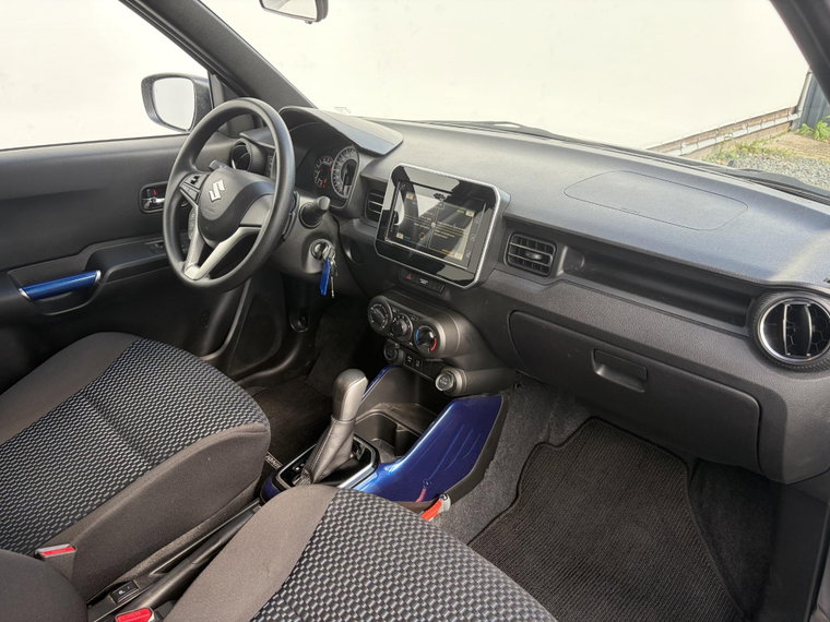 Vehicle Image 14
