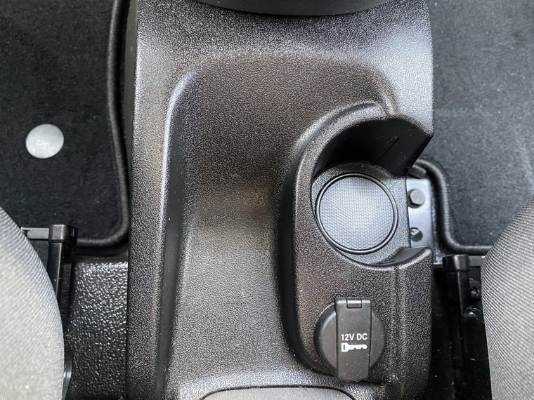 Vehicle Image 38