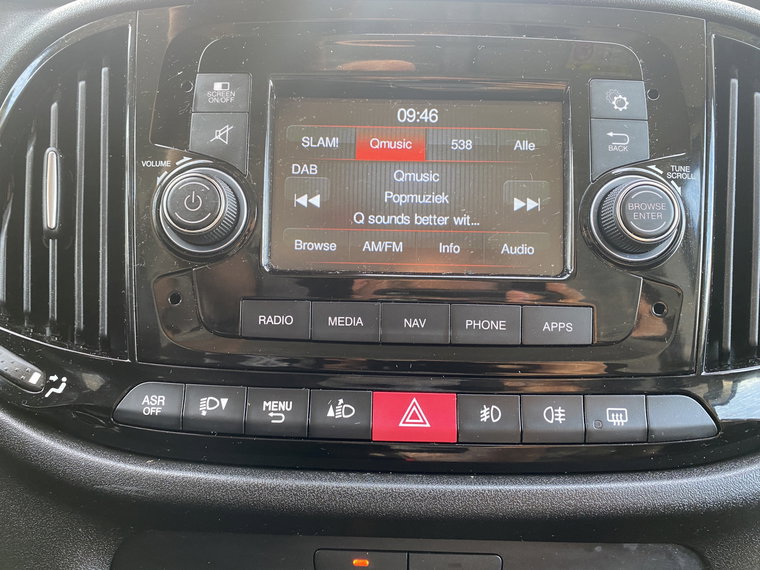 Vehicle Image 39
