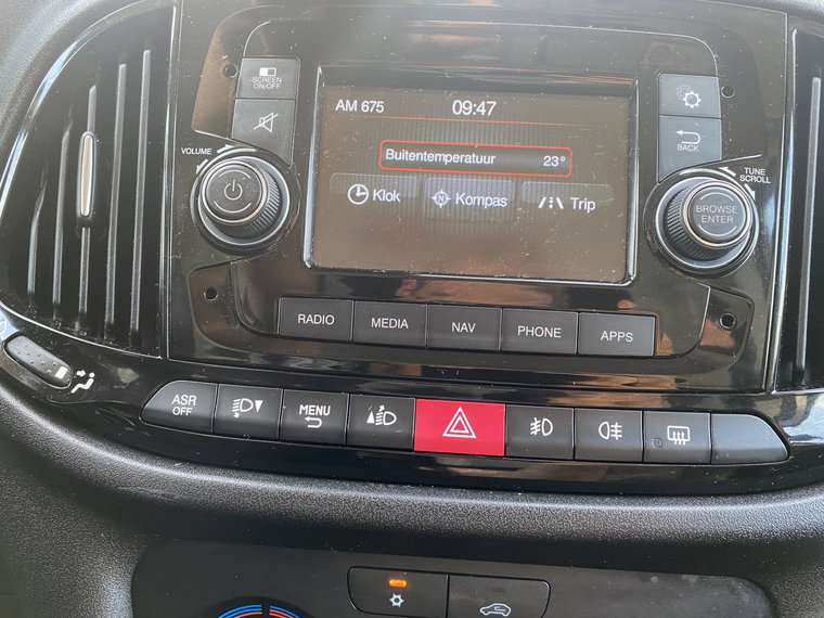 Vehicle Image 41