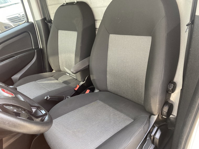 Vehicle Image 42