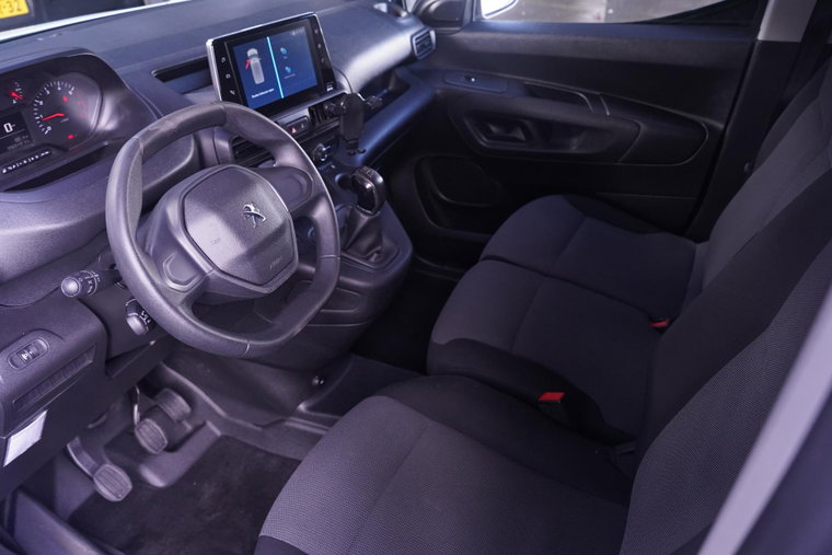 Vehicle Image 20