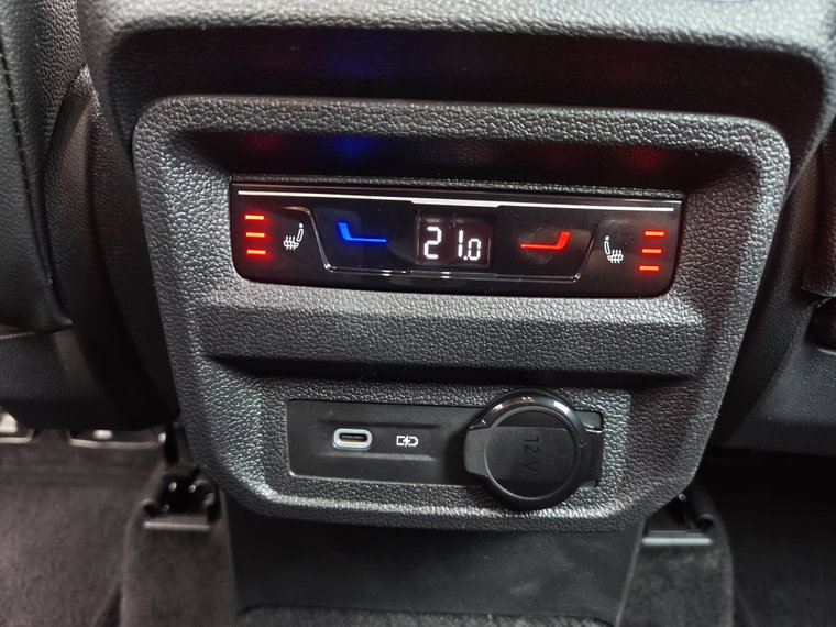 Vehicle Image 35