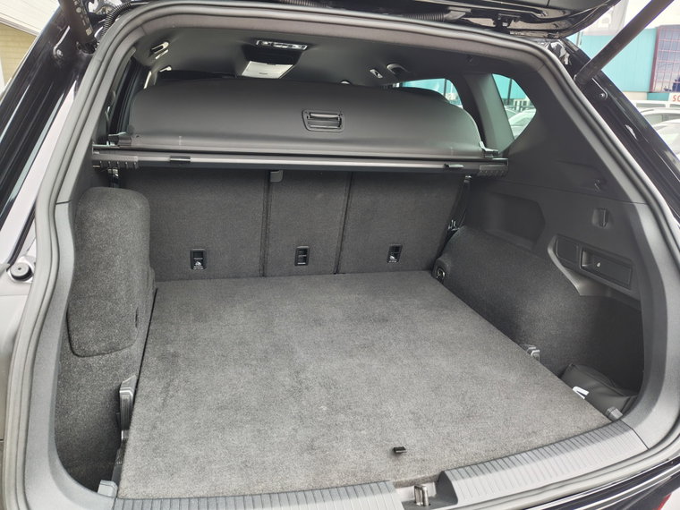 Vehicle Image 37